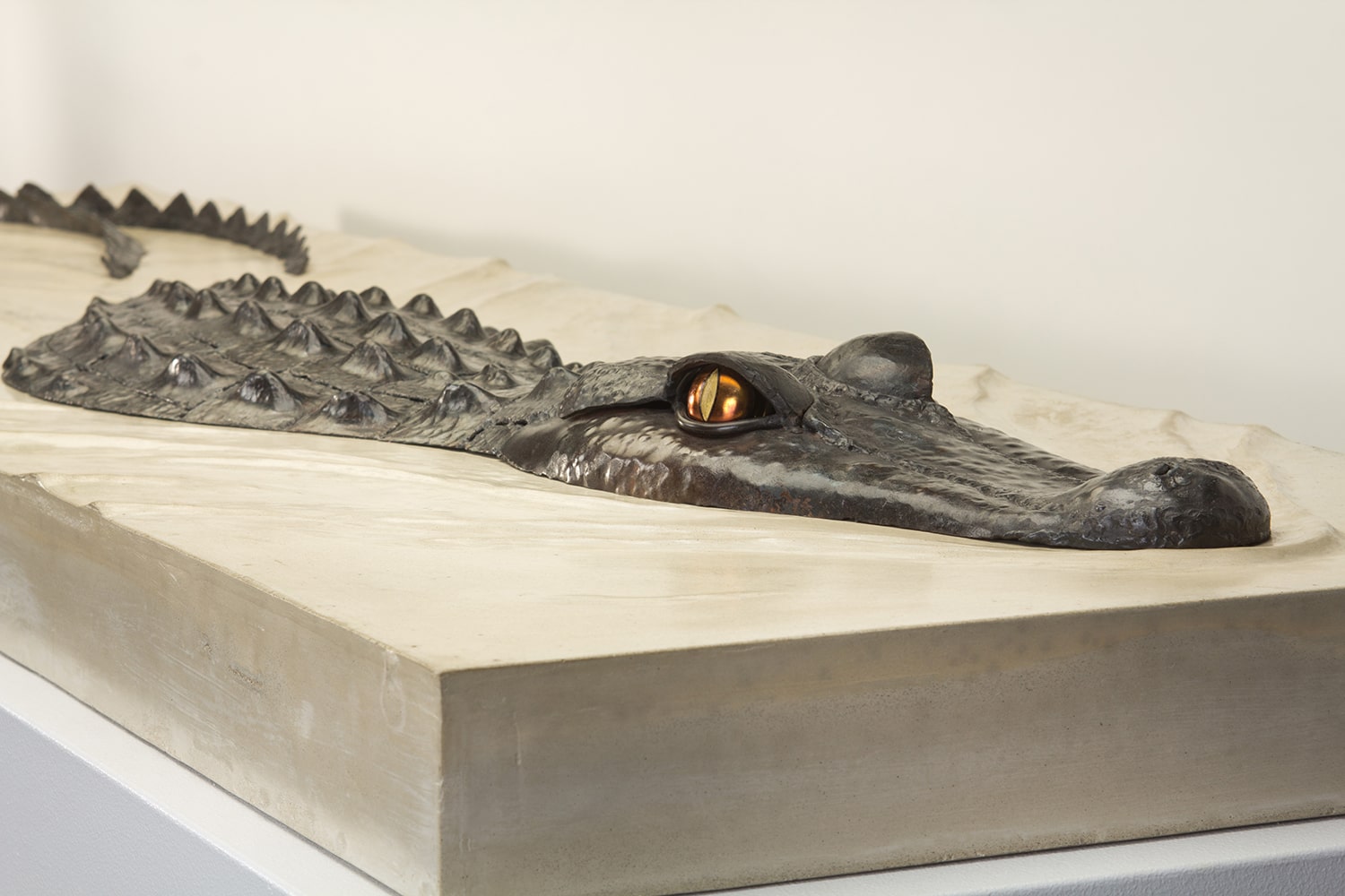 metal alligator sculpture laguna beach